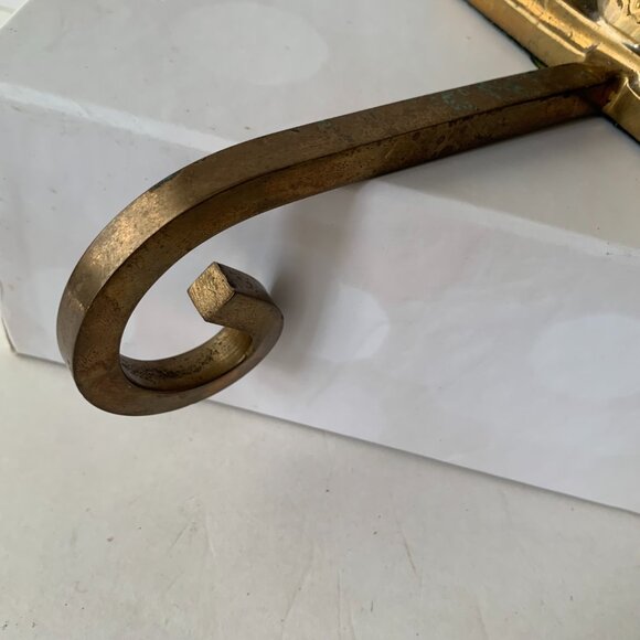 Vintage Brass 3D ANGEL Stocking Holder Mantel Hanger Long Arm India - Picture 3 of 10